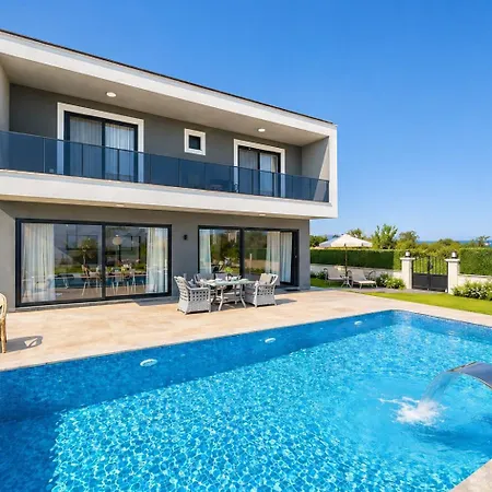 Villa Grand Yasar 3 *